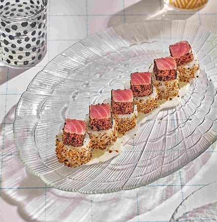 Ролл с тунцом