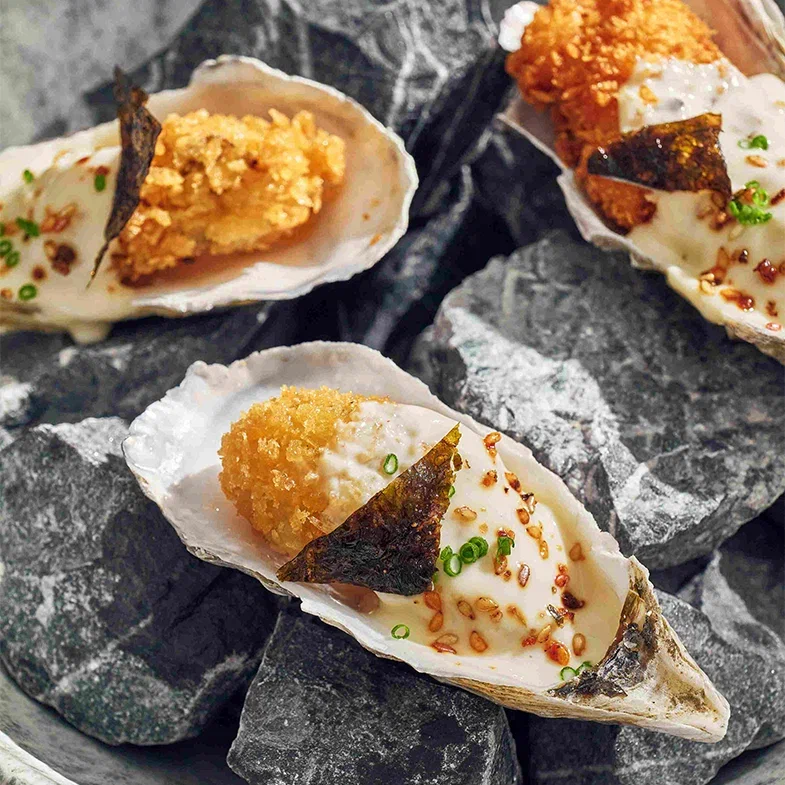 Устрицы темпура со сливочным плавленым сыром