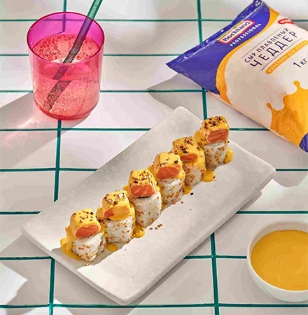 Ролл с лососем